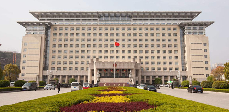 構(gòu)建現(xiàn)代化的應(yīng)用，優(yōu)化IT資源